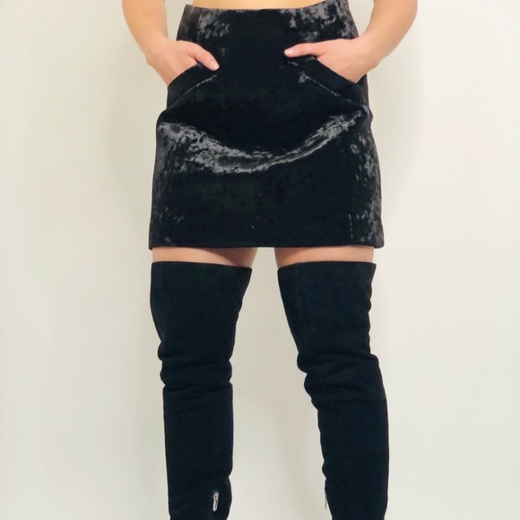 Rachel Roy Velour Mini A-Line Skirt w/ Deep Front Pockets Sz 4 - Picture 1 of 7